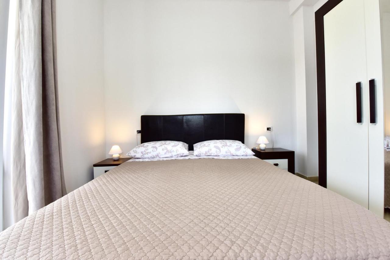 Apartman Melita Porec Ngoại thất bức ảnh